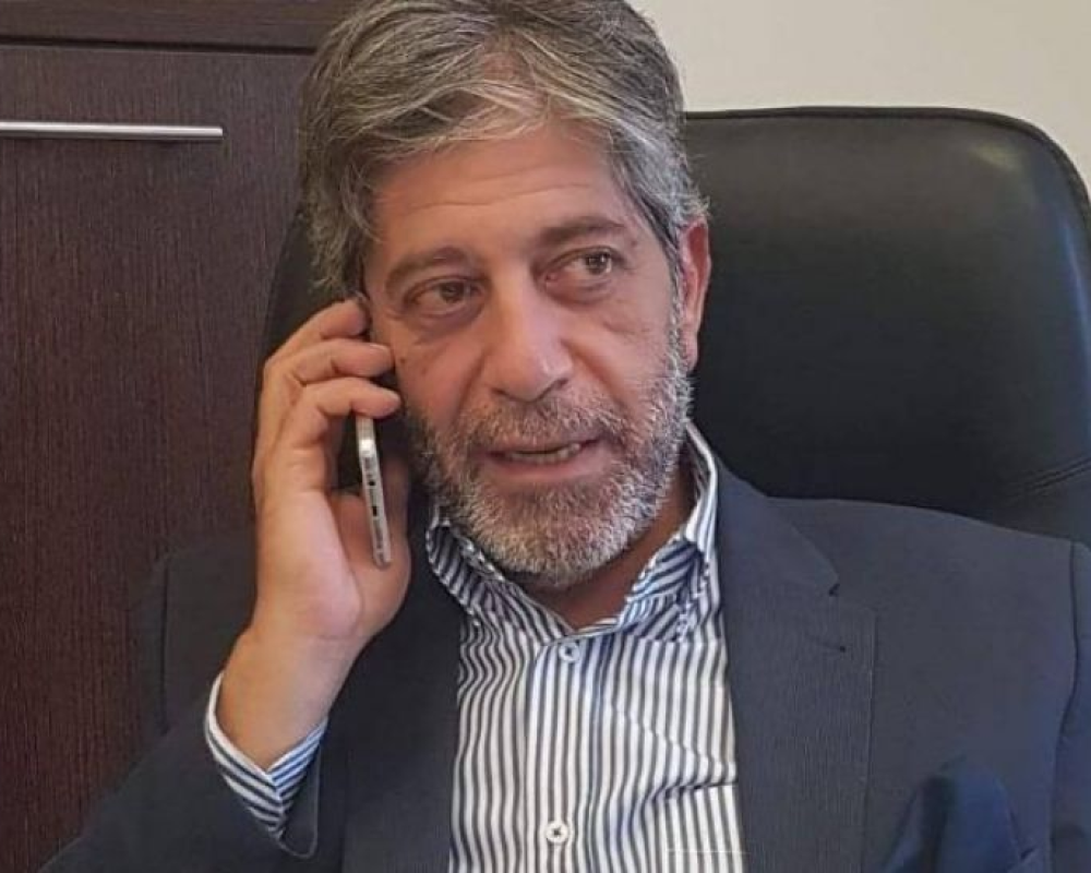 "شعبي يُذبح ، وتسألونني عن صحتي؟! "